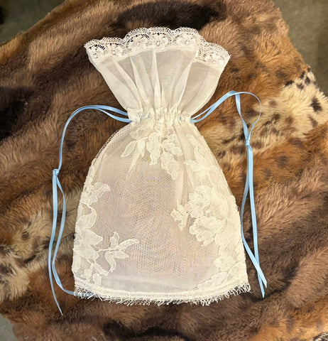 Chantilly Lace Scented Sachet - CLLB