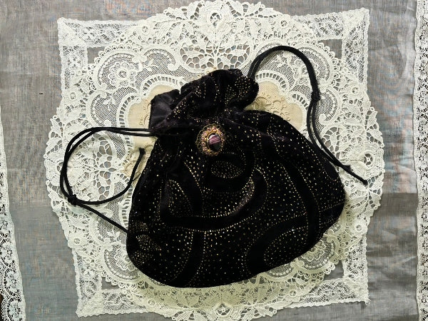 Black and Gold Patterned Velvet Drawstring Purse with a Handmade Brooch - PUR43