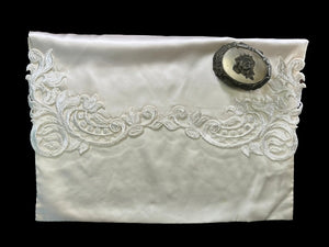 Pure Silk and Nottingham Lace Cream Lingerie/Travel Bag - LBG404