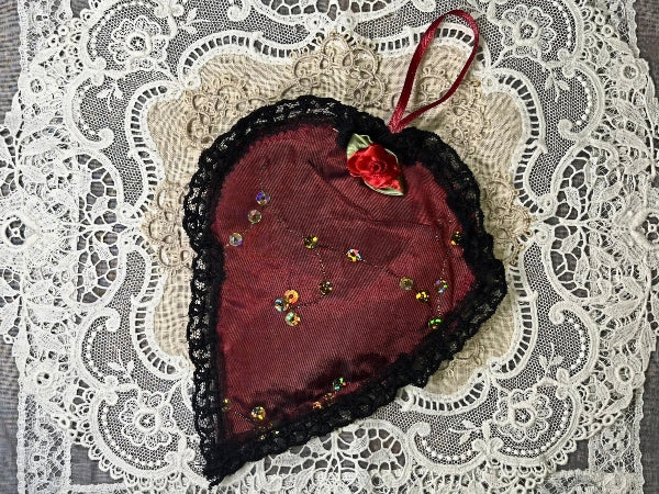 Lace Scented Heart Sachet - LB11