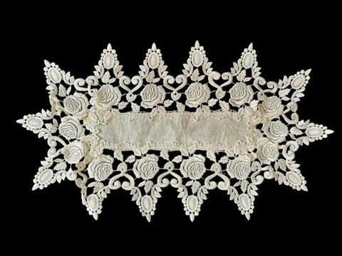 Linen and Guipure Lace Table Centre - PM319R