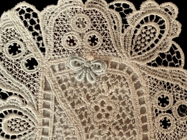 Lace Scented Sachet - LB17