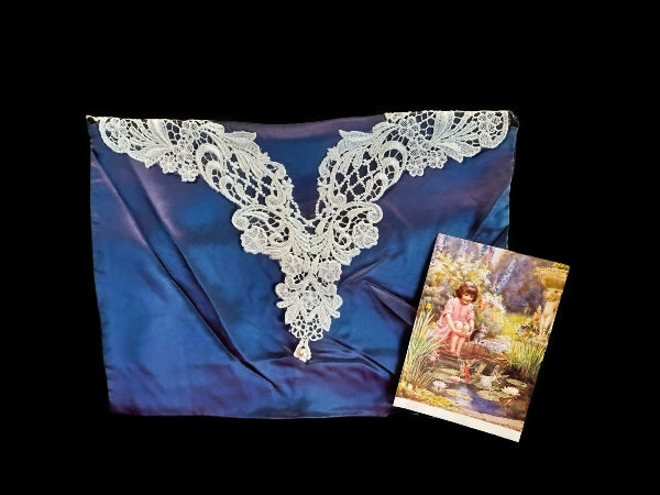 Pure Silk and Nottingham Lace Lingerie/Travel Bag with Pearl Button - LBG268