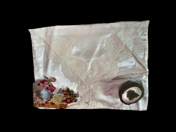 Pure Silk and Nottingham Lace Cream Lingerie/Travel Bag with Princess Diana Lace - LBG159
