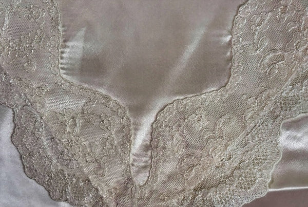 Pure Silk and Nottingham Lace Cream Lingerie/Travel Bag with Princess Diana Lace - LBG159