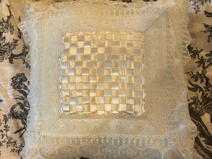 Lace Lovers Lattice Ribbon Cushion - LLCN228