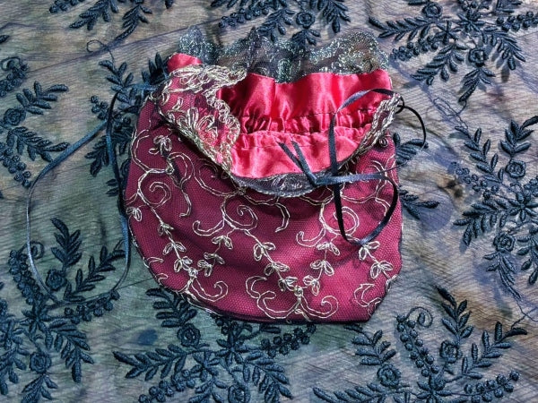 Gold and Black Nottingham Lace Drawstring Purse - PUR53