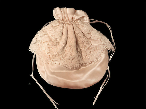 Ivory Silk Drawstring Purse with Nottingham Lace Trim and Rosebuds - PUR54