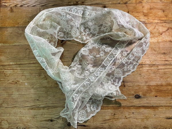 Ivory Flowers Lace Scarf - SF102
