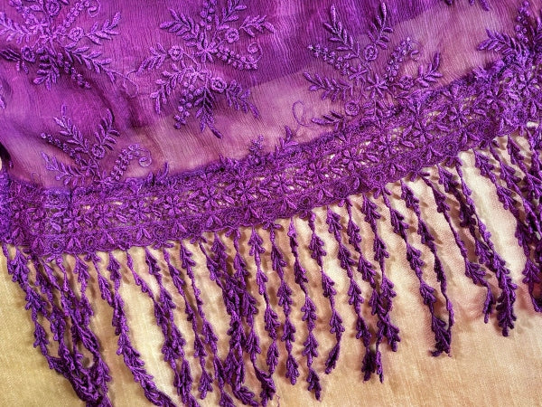 Drippy Lace Wrap - WP406