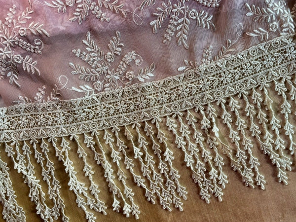 Drippy Lace Wrap - WP406